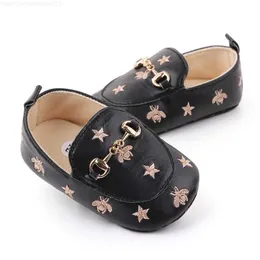 Sneakers 2021 Kid Shoes for 0-18 M with Bees Stars Newborn Baby Shoes Dustual Toddler Infant Lefant Shoes Cotton Soy Sole Mocasins Z230719