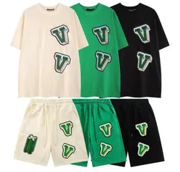 Mens Tracksuits T Shirt مجموعات المصممين للسيدات tshirts tracksuit jogger Sportswear Summershirts Sweatpants Streetwear Pullover Suit 3 Colors
