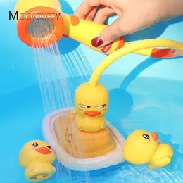 Kum Oyun Su Eğlencesi Elektrikli Ördek Pompası Sprey Bebek Duş Baş Bebek Oyuncak Çocuk Su Oyunu Korsan Gemi Oyuncak Makar Banyo Çocukları Hediye 230719