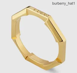 Versorgung Großhandel Luxurys Designer Band Ringe Mode Männer Frauen Titan Stahl Gravierte Buchstaben Muster Liebhaber Schmuck Schmalen Ring Größe 5-11