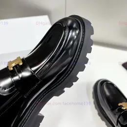 8a Tasarımcı Ayakkabı Spor Ayakkabıları Koşu Ayakkabıları Kadın Gerçek Deri Kalın Sole Küçük Deri Ayakkabı Arc De Triomphe Loafers Moda Lüks Daireler Ayakkabılar Cowhide Ayakkabıları