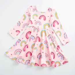 Платья для девочек, весеннее платье из молочного шелка длиной до колена с короткими рукавами для маленьких девочек и сердечками с кошачьим принтом