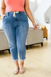 Jeans femininos Judy Blue Payton Pull on Denim Corredores Equipados Carmen Double Cuff Solto Cintura Elástica Casual Harem Perna Reta Marca de atacado