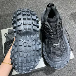 Topp Balencig -säsongssneakers 23SS Ny bästa kvalitet Paris Bouncer Mens Casual Sports Shoes Arch Tire Shoes Womens Defender mode slitna Effekt Extreme däckskor