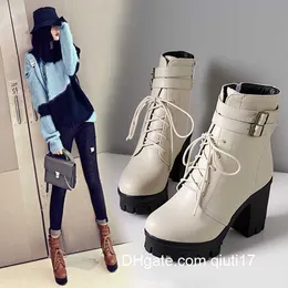 Boots Big small size 34 to 40 41 42 43 luxury designer women boots lace up platform chunky heel motocyle booties come with box black ivory brown Z230720