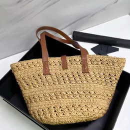 Fashion Beach Tote Quality Quality Seaside Einkaufstasche Hobo Handtaschen hohl aus der gewebten Umhängetasche große Kapazität Gemüsekorb Designer -Taschen Frauen Frauen