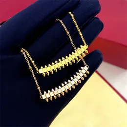 CLASH DE Collares Colgantes collar de amor de oro clásicos de la moda Cadena ajustable Chapado en acero inoxidable de 18 quilates diseño de flecha Regalos de San Valentín para parejas Collar