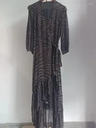 Casual Kleider Zebra Streifen Muster Frauen Unregelmäßige Kleid Rüschen V-ausschnitt Drei Viertel Hülse Spitze-up 2023 Herbst Weibliche Wrap lange Roben