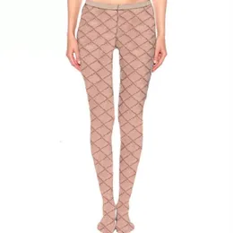 Collant con lettere di marea Leggings classici per i piedi in ebano per le donne Calzini da festa in stile street sexy Calze alla moda Hosiery277n