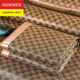 Madrass Pad Wostar Summer Bamboo Rattan Mat Vuxen Barn Cool Sleeping Mat Sheet 90150180cm Portable Foldbar dubbelsängskydd PAD 230719