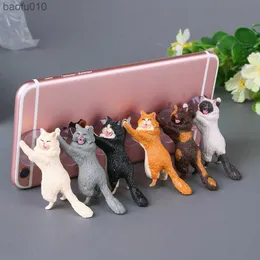 Universal Cute Cat Holder Mini Cartoon Statue Craft Mobile Phone Holder Suction Cup Design Car Holder Mobile Phone Accessories L230619