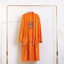 4 colors Luxurious Bath Robe Designer Jacquard Men Women Bathrobe Unisex Night Robes High Quality Gown Home Wear239f