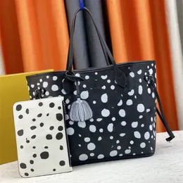 Lyxiga totes på Tote Bag x Yk Go Shoulder Bag med handväska äkta läder Kvinnors handväskor Infinity Dots mönster stora kvinnor shoppingväskor axelväskor 35 cm