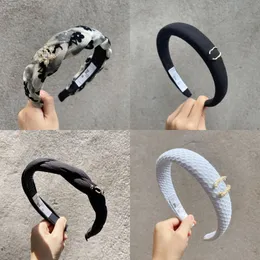 Designer Brand Letter Headbands Hairpin Women Crystal Pearl Elastic Wide Edge Knotting Hairband Outdoor Sports Headwear Hair Jewelry Hair Accessories 20Styles