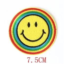 2018 Adesivi Parches Anni '90 Felice Hippy Arcobaleno Faccina Iron-on Patch Applique Motivo Tessuto Bambini Giochi Tirassegno Decal205E