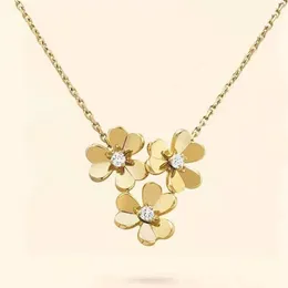 Clover Necklace Live Style Jewelry Electroplating Real Gold Non-fading Party Gift271Z