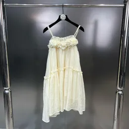 Casual Dresses Summer 2023 Thin Shoulder Strap Three-dimensional Flower Decoration Pure Desire INS Style Age-reducing Dress Trend