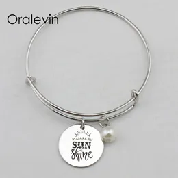 TU SEI IL MIO SOLE Inspirational Mano timbrata Inciso Ciondolo personalizzato Bracciale filo espandibile Regalo Gioielli fatti a mano 10 Pz / lotto # 203O