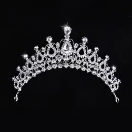 2021 Gold Princess Headwear Chic Bridal Tiaras аксессуары потрясающие кристаллы жемчужины Свадебные тиары и короны 1217102590