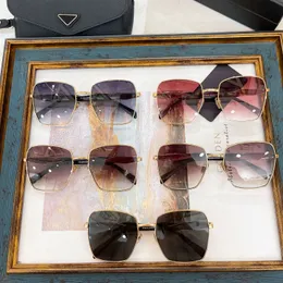 Óculos de sol da moda masculinos e femininos com lentes de resina triangulares assinatura P