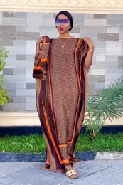 MEN S TRACHSUITS 2023 Style Fashion Women African Women Clothing Dubai Dashiki Abaya حجم طباعة الحجم الحرة مع وشاح Long Long Dress 230719