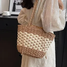 Evening Bags 2023 Chic Beach Bag Woven Straw Large Capacity Shopping Versatile Shoulder Water Bucket For Women