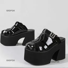 Chinelos GIGIFOX Cover Toe Mulher Plataforma Chunky Heel Sandálias Slip On Recorte Gótico Estilo Punk Sapatos Casuais Ao Ar Livre Verão Novo J230721