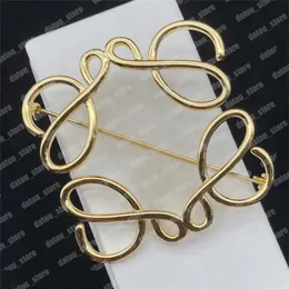 Letter Designer Pin Anagram Brooch For Women Luxury Jewelry Mens Suits Gold Brooches Dress Breastpin Scarf Decorations Pins Y Jewellery