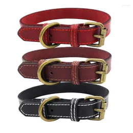 Hundhalsar Retro Cowhide Collar Läder Justerbart husdjur Högkvalitativ halsband för små medelstora stora stora hundar Neckstillbehör