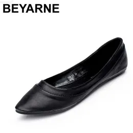 Отсуть обувь Beyarne Женская обувь квартиры Женщины повседневная обувь моказинские туфли Женщина на заостренных ногах.