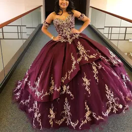 Burgundy Ball Grow Dresses Quinceanera Dresses 2020 Sweetheart Off Houtter Hoded Hoded Chaking Party Pageant for Sweet 16 Girls191Q