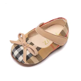 Sneakers Autumn Baby Girl Princess Shoes Plaid Bow Canvas Soft Bottom Non Slip Toddlers Casual Kids Walkers 0 3y 230720