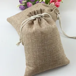 Embrulho para presente 50 pçs Sacos de presente de serapilheira natural vintage Sacos de doces para festa de casamento Suprimentos de aniversário Cordões Sacos de presente de juta 230720