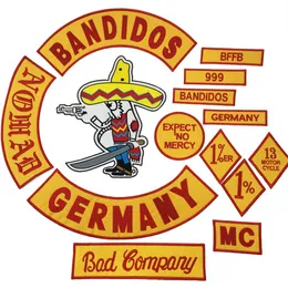 Misto 14 pezzi Set completo Nozioni di cucito Bandidos MC Toppe ricamate Iron On Jacket Vest Rider Punk Full Back Size Patch183q