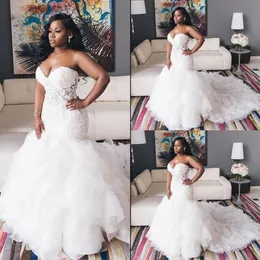 2022 Sexy African Sweetheart Mermaid Wedding Dresses Illusion Lace Appliques Crystal Beaded Ruffles Tiered Organza Formal Bridal G202r
