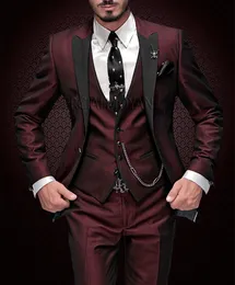 بدلات الرجال بليزرز 2023 وصول الأسود لبشة العريس Tuxedos Burgundy Men Wedding 3 pitchjacketpantvesttietraje de novio par 230720