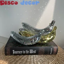 Oggetti decorativi Figurine Disco Banana Apple Art Decorazione della casa Specchio Decorazioni riflettenti Tavolo da bar Palco rotante Frutta 230721