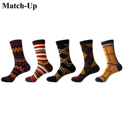 Eşleştiren Erkekler Komik Renkli Kombine Pamuk Çoraplar Turuncu Serisi Günlük Elbise Düğün Çorapları5 FAYDA LOT295Z