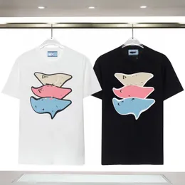 Дизайнер футболки Новая трехцветная печать буквы 2023 Summer использует 230 г двойной прядь 32 счета плотная двойная пряжа хлопчатобумажная ткань, которая мягкие мужчины модные рубашки size s xxxl