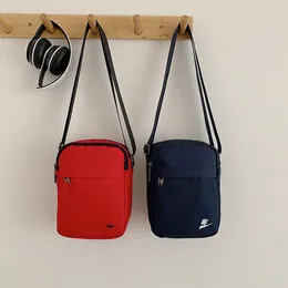 Basit düz renkli tek omuzlu çantalar Erkek ve Kadın Moda Outdoor Sports Crossbody Bag Leisure Seyahat Cep Telefon Çantaları