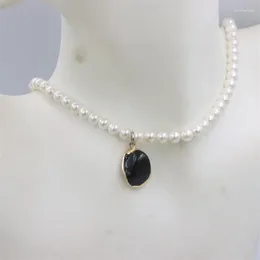 Girocollo ZFsilver catena in lega di gioielli semplice lusso naturale forma irregolare conchiglia perla corta collana ciondola design per regalo di fascino da donna