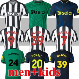 Newcastles NEW CASTLE Soccer Jerseys meninos BRUNO G. 23 24 JOELINTON Football T Shirts ISAK NUFC Uniteds MAXIMIN WILSON utds Masculino Fãs Jogador versão S-4XL 88888