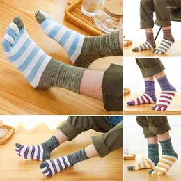 Herrensocken für Herren, 5 Finger, gekämmte Baumwolle, vier Jahreszeiten, schweißabsorbierend, gestreift, bunt, modisch, Partykleid, lange Spitze, glückliche Paare