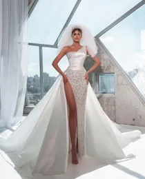 Abiti da sposa eleganti a sirena Senza maniche Bateau Una spalla Paillettes Appliques Lunghezza del pavimento Ruffles Fessura laterale Abiti da sposa taglie forti Abiti Vestido de novia