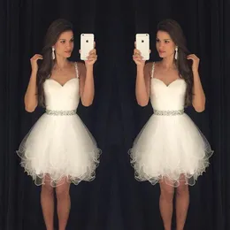 2019 Little White Homecoming Dresses Spaghettiträger mit Perlen Tüll Cocktailkleider Formelle Partykleider Ballkleider für Frauen231 m