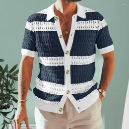 Herrtröjor män toppar ihålig design kort ärm lapel sommar utomhus cardigan rand stickskjorta streetwear kläder