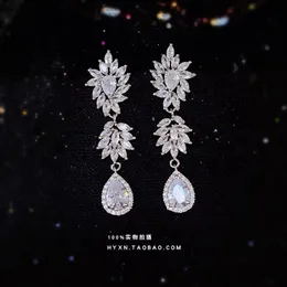Smycken högkvalitativa örhängen silver lång kristall mode kubik zirkoniumkvinna smycken fest kväll tillbehör vatten zy205h
