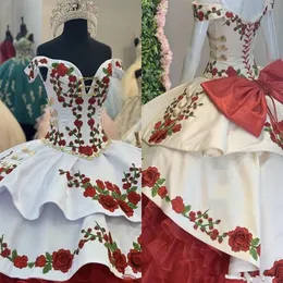 Gorgeous Gold Red Green Embroidery Quinceanera Dresses Charro Off The Shoulder Bow Tiered Satin Ball Gown Prom Dress 7th Grade Swe2181