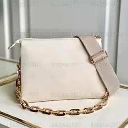 10a Ayna Kalite Tasarımcıları Küçük Koussin Çanta 26cm Kadın Taupe Cüzdan 3 Katmanlı Kabartmalı Pochette Orijinal Deri Siyah Çanta Crossbody Omuz Kayışı Kutusu Çantaları