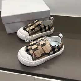 Baby Plaid Buty na płótnie dla chłopców dziewczęta Wysokiej jakości gumowa podeszwa dzieci antypoślizgowe swobodne trampki dla dzieci buty dla dzieci 1-3 lat